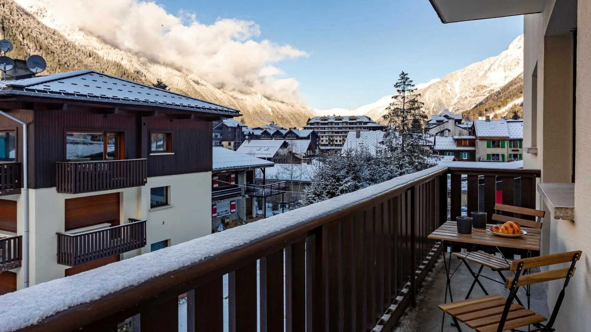 Les Trois Balcons Apartment - Chamonix All Year