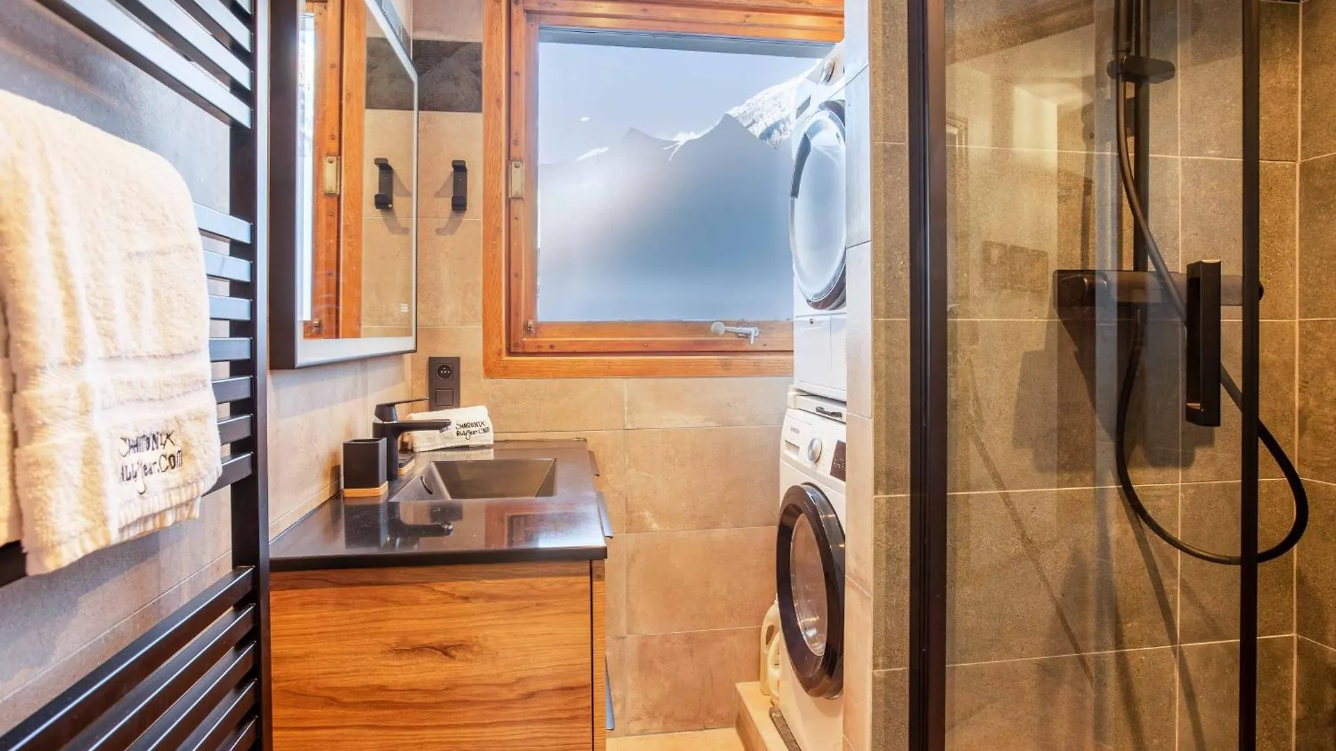 Les Trois Balcons Apartment - Chamonix All Year